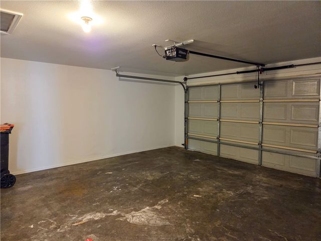 1066 Remington Drive, Springdale, AR 72764