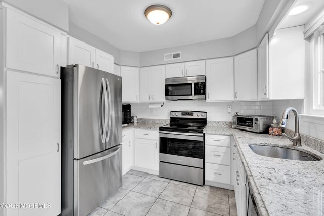 414 Andover Drive 414C, Monroe Twp, NJ 08831
