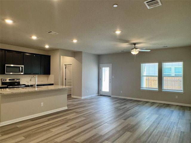 1850 Settlers Glen DR 1402, Round Rock, TX 78665