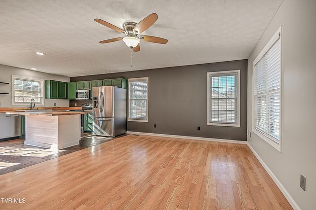 426 Neal Drive, Bluff City, TN 37618