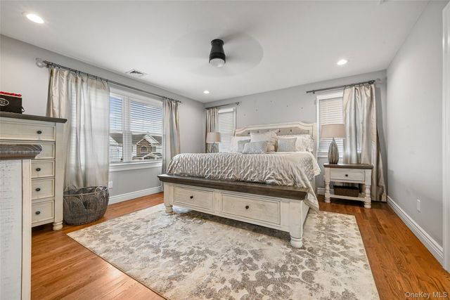 70 Connecticut Avenue, Massapequa, NY 11758