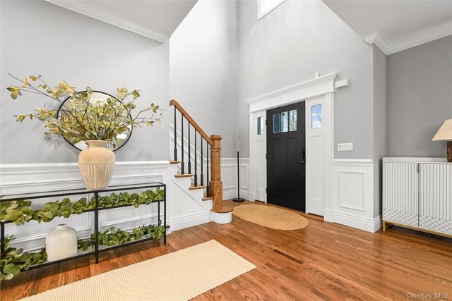 70 Connecticut Avenue, Massapequa, NY 11758
