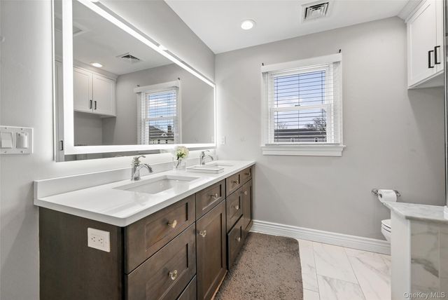 70 Connecticut Avenue, Massapequa, NY 11758