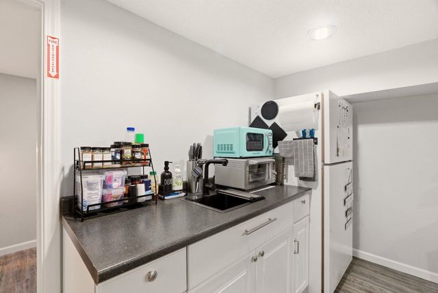 16423 E Valleyway Ave, Spokane Valley, WA 99037