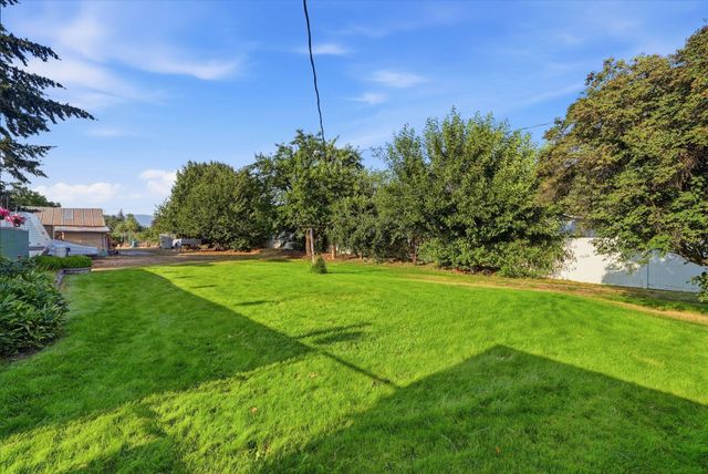 16423 E Valleyway Ave, Spokane Valley, WA 99037
