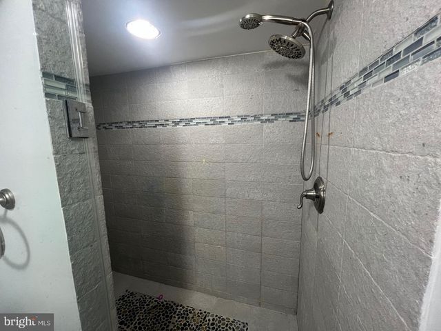 3421 BLEIGH AVE, Philadelphia, PA 19136