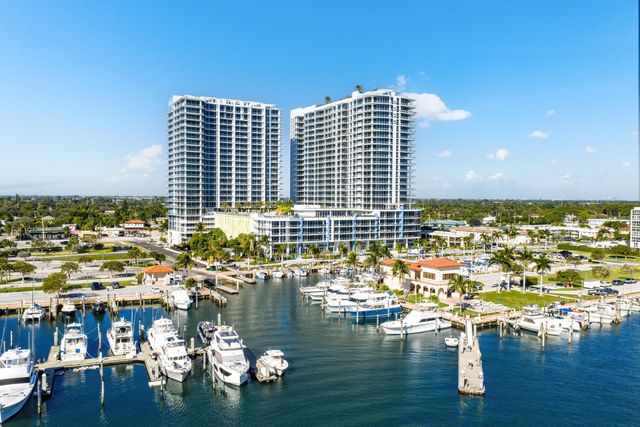 220 Lake Shore Drive 917, Lake Park, FL 33403
