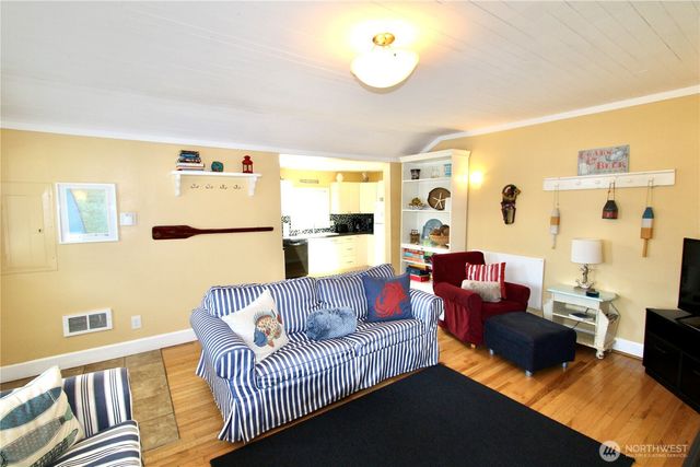 100 N 1st Street, Pacific Beach, WA 98571