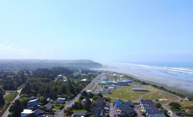 100 N 1st Street, Pacific Beach, WA 98571