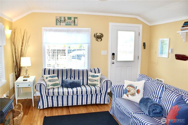 100 N 1st Street, Pacific Beach, WA 98571