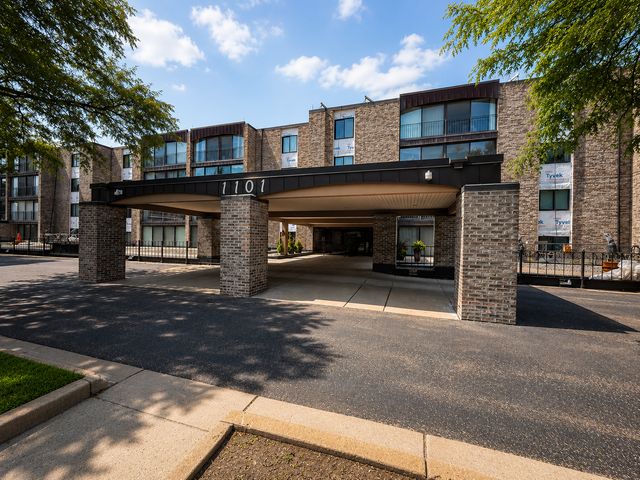1101 Sibley Memorial Highway 602, Lilydale, MN 55118
