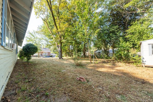 806 N 5th Street, Lanett, AL 36863