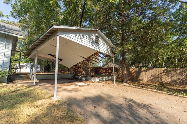 806 N 5th Street, Lanett, AL 36863