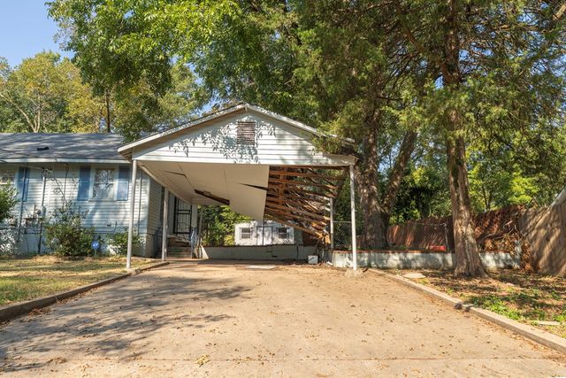 806 N 5th Street, Lanett, AL 36863