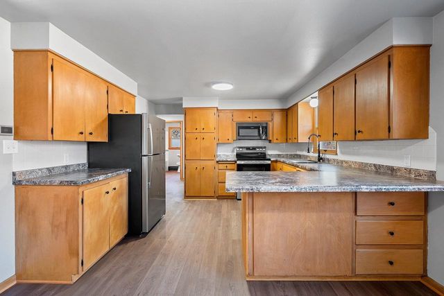 7106 GARBRECHT ROAD, Oconto Falls, WI 54154