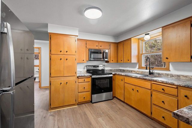 7106 GARBRECHT ROAD, Oconto Falls, WI 54154