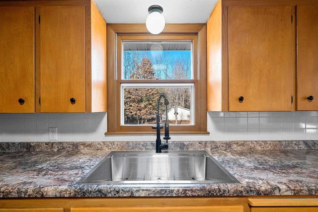 7106 GARBRECHT ROAD, Oconto Falls, WI 54154