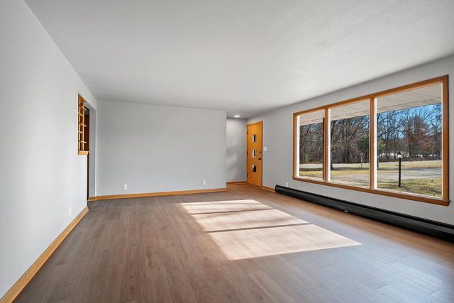 7106 GARBRECHT ROAD, Oconto Falls, WI 54154