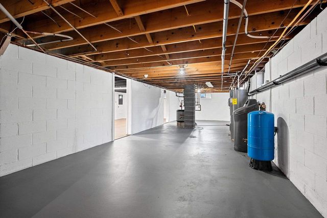 7106 GARBRECHT ROAD, Oconto Falls, WI 54154