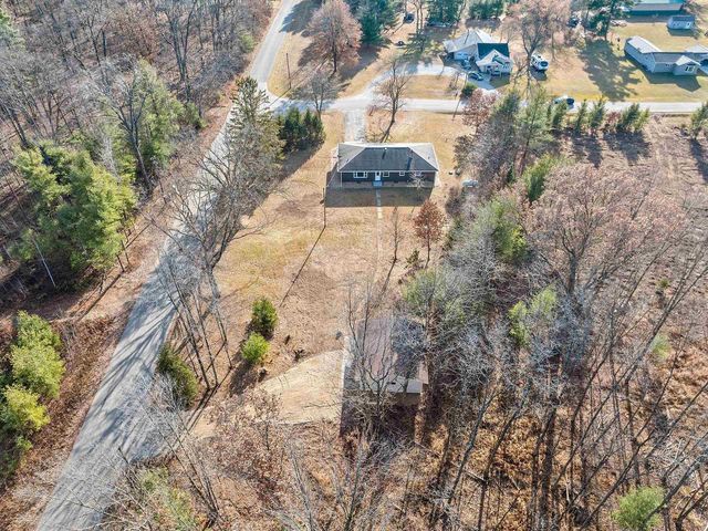 7106 GARBRECHT ROAD, Oconto Falls, WI 54154