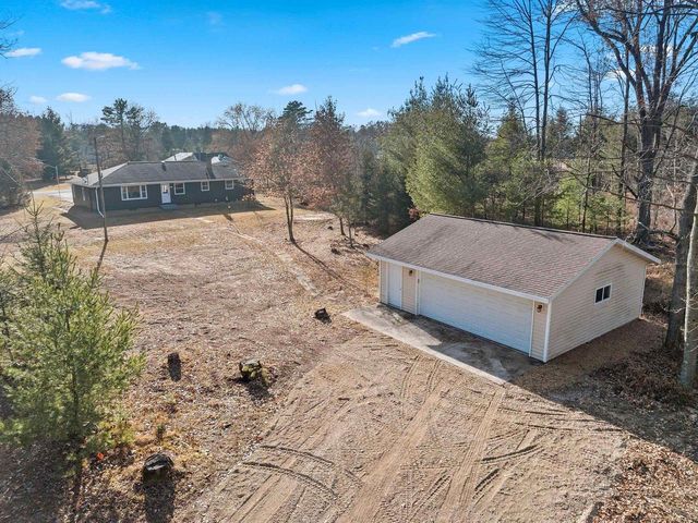 7106 GARBRECHT ROAD, Oconto Falls, WI 54154