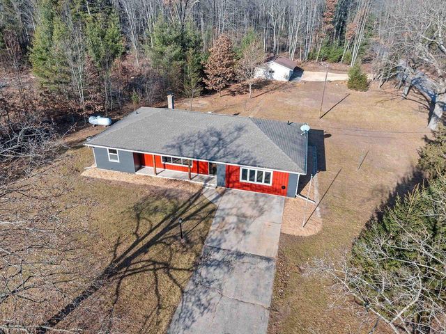 7106 GARBRECHT ROAD, Oconto Falls, WI 54154