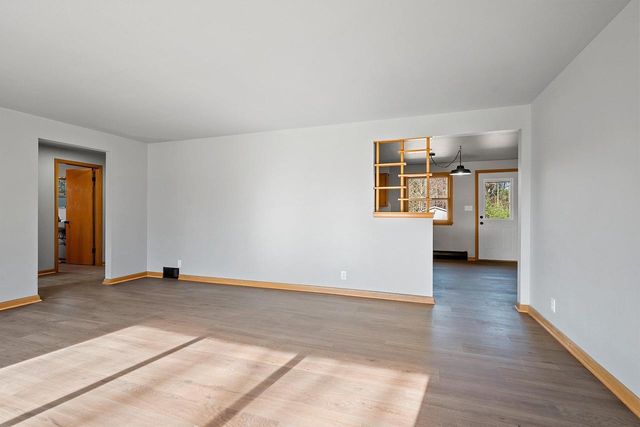 7106 GARBRECHT ROAD, Oconto Falls, WI 54154