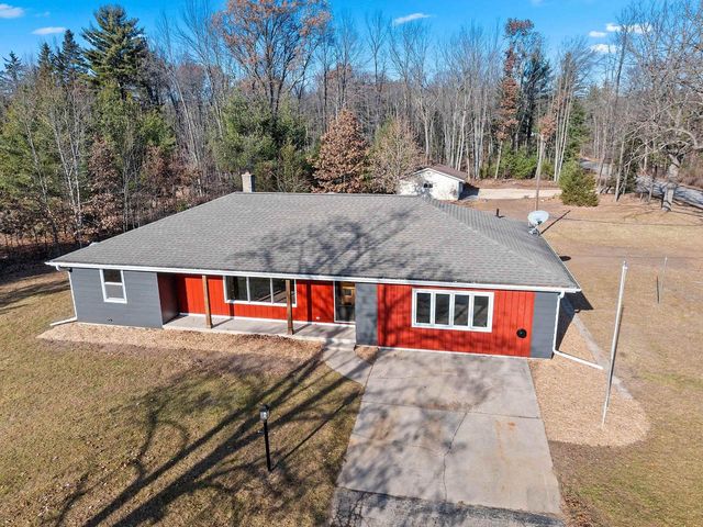 7106 GARBRECHT ROAD, Oconto Falls, WI 54154