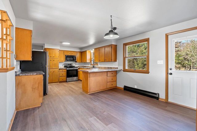 7106 GARBRECHT ROAD, Oconto Falls, WI 54154