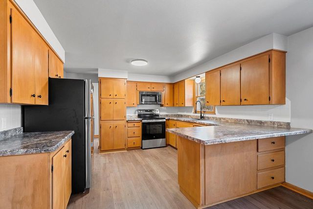 7106 GARBRECHT ROAD, Oconto Falls, WI 54154