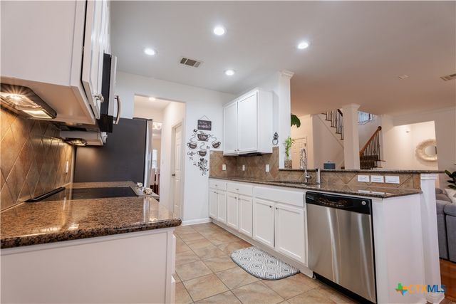 7733 Buckmeadow Drive, Georgetown, TX 78628