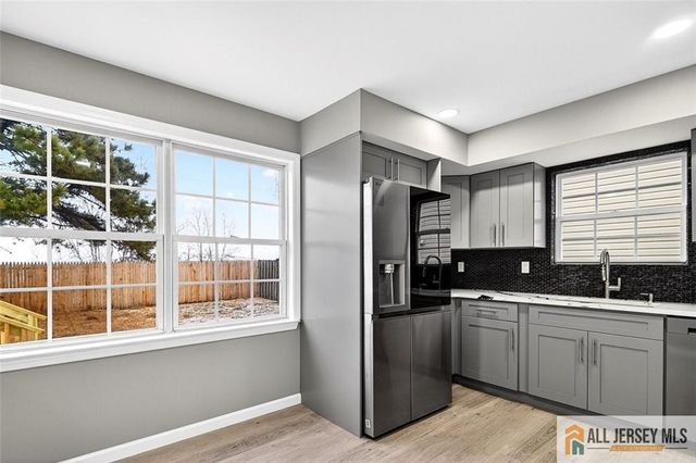 63 Scarlet Drive, Sayreville, NJ 08859