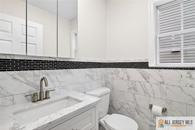 63 Scarlet Drive, Sayreville, NJ 08859