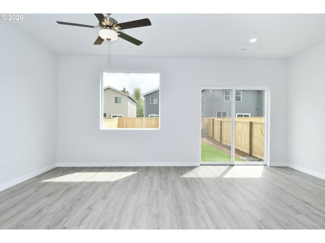 1411 Ne CLARK Ave, Battle Ground, WA 98604