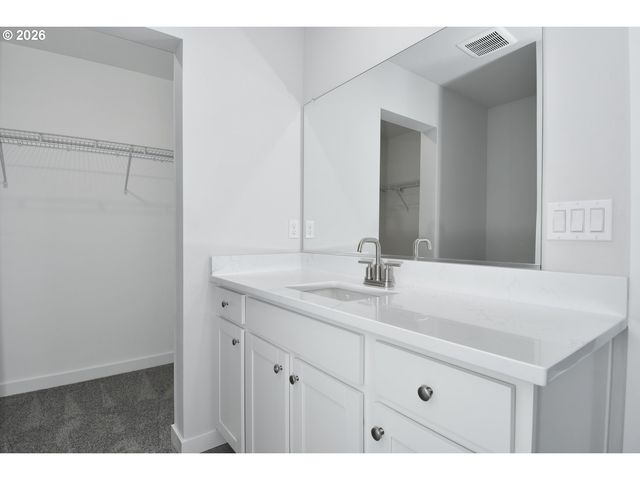1411 Ne CLARK Ave, Battle Ground, WA 98604