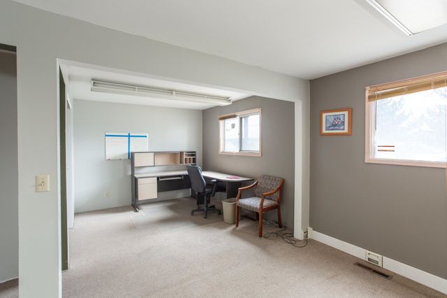 10623 E Montgomery Ave, Spokane Valley, WA 99206