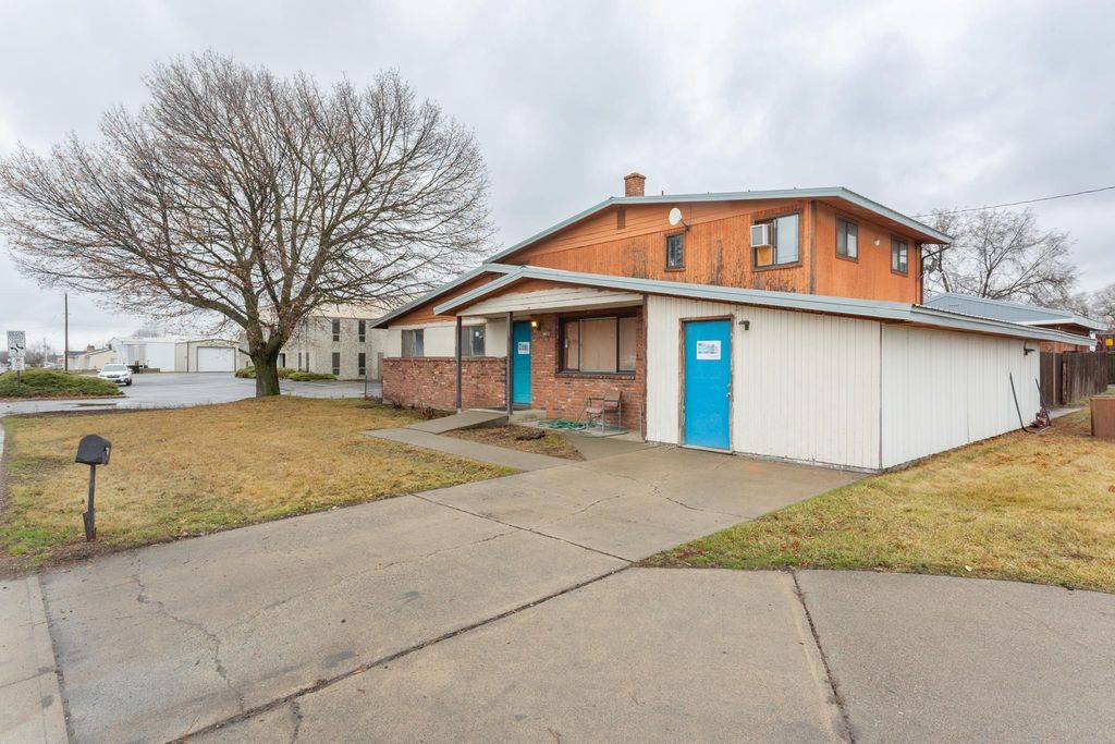 10623 E Montgomery Ave, Spokane Valley, WA 99206 photo 2