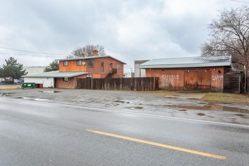 10623 E Montgomery Ave, Spokane Valley, WA 99206 photo 3