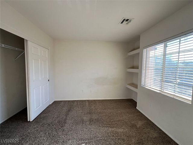 538 Poplar Leaf Street, Las Vegas, NV 89144