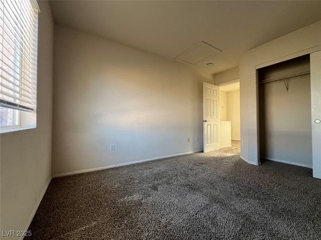 538 Poplar Leaf Street, Las Vegas, NV 89144