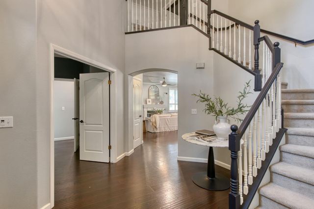 10340 N Sinclair, Fresno, CA 93720