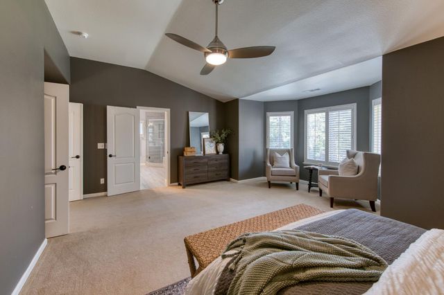 10340 N Sinclair, Fresno, CA 93720
