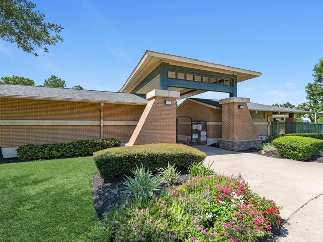 18419 Windy Knoll Way, Houston, TX 77084