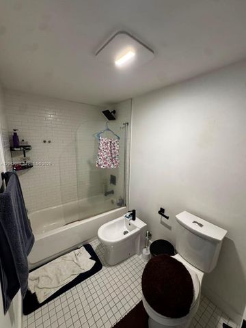 210 174th Street M11, Sunny Isles Beach, FL 33160