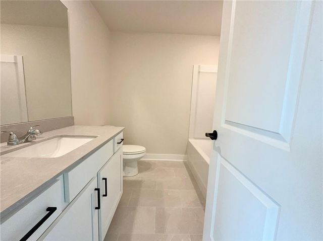 4310 Shirebrook Trail, Hoschton, GA 30548