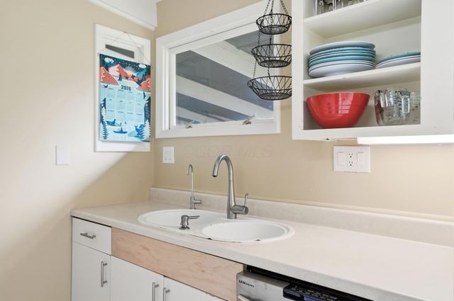 2451 Edgevale Road, Columbus, OH 43221