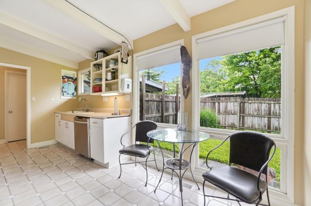 2451 Edgevale Road, Columbus, OH 43221