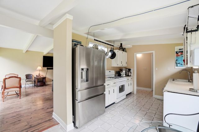 2451 Edgevale Road, Columbus, OH 43221