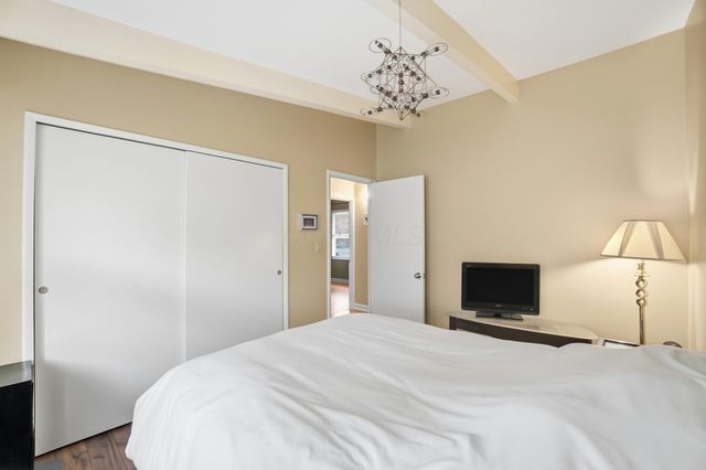 2451 Edgevale Road, Columbus, OH 43221