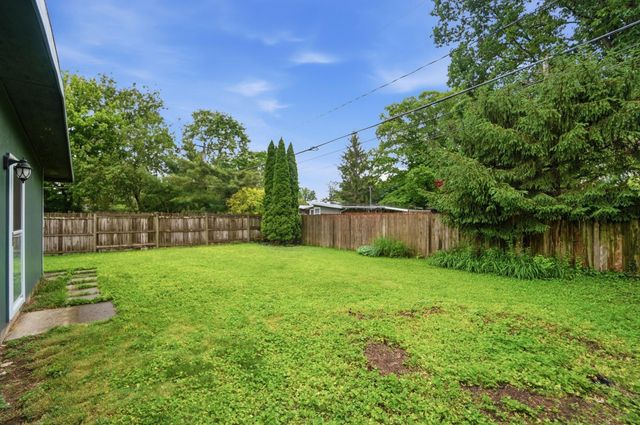 2451 Edgevale Road, Columbus, OH 43221